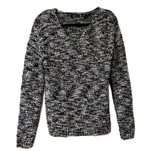 ROE, 46% Wool, Long Sleeves, U Neckline Sweater, Black/Off White, Medium